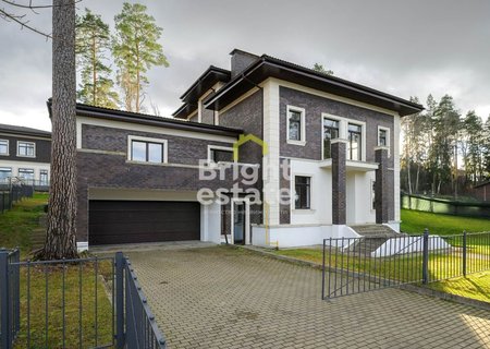 Купить двухэтажный дом в поселке Петрово-Дальнее. ID 6819