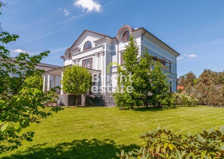 Продажа усадьбы 1800 кв.м. в КП Усадьбы Усово на Рублевке. Лот №9916 Продажа усадьбы 1800 кв.м. в КП Усадьбы Усово на Рублевке. ID 9916