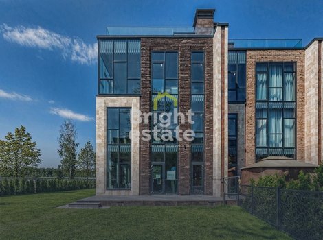 Продажа 3-этажного таунхауса в поселке Park Fonte. ID 12209