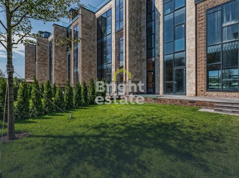 Продажа 3-этажного таунхауса в поселке Park Fonte. ID 12209