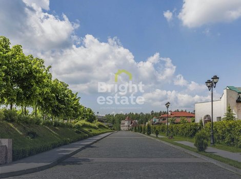 Продажа земельного участка в Шато Соверен на Новой Риге. ID 12429