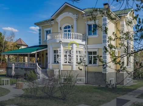 Продажа классического дом 480 кв.м. в загородном поселке Белая гора. ID 13506