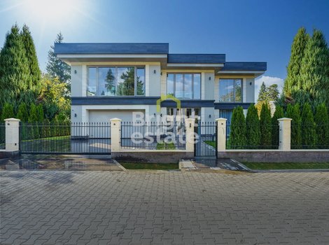 Купить коттедж с бассейном в КП Николино. ID 20793