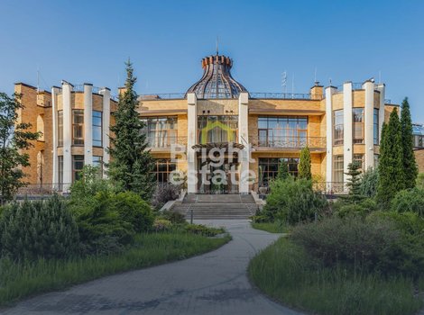 Резиденция с собственным парком в ДНП Магнит на Новой Риге. ID 21991