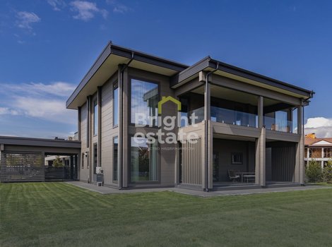 Купить дом с 4 спальнями в КП Онегино. ID 22048