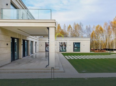 Купить резиденцию 1500 кв.м. в КП Ромашково. ID 23026