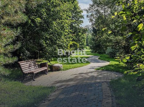 Купить участок на первой линии у реки в КП Монтевиль. ID 23045