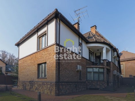 Купить коттедж 500 кв.м. с бассейном в КП Ватутинки. ID 23084