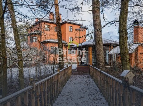 Купить особняк 850 кв.м. в СНТ Урожай. ID 23186