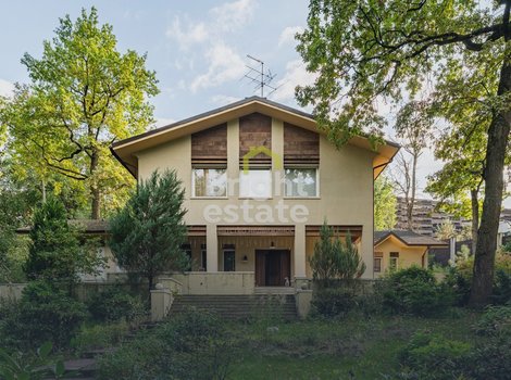 Купить дом с отделкой в поселке Жуковка. ID 23257