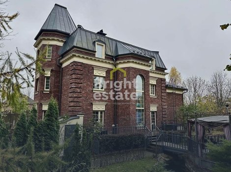 Купить 4-уровневый дом в английском стиле в поселке Поздняково. ID 23258