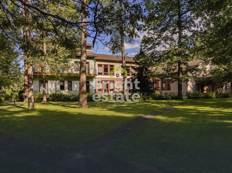 Продажа просторного дома 1825 кв.м. в КП Тайм. ID 23285