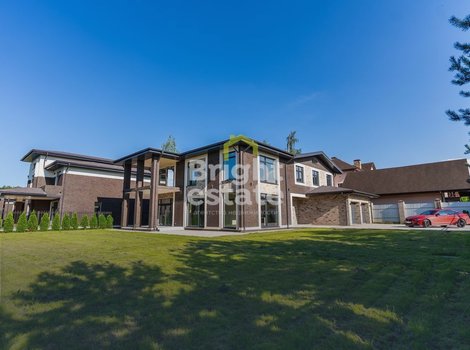 Арендовать дом с отделкой в поселке Молоденово. ID 23505