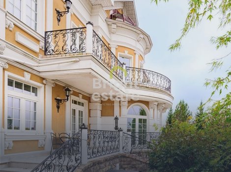 Арендовать коттедж с бассейном в КП Павлово. ID 23525