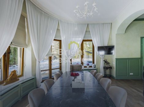 Купить 3-этажный дом в элитном коттеджном посёлке Новахово. ID 23674