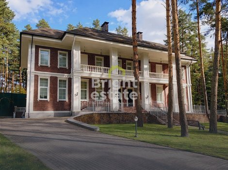 Аренда дома в лесу. Подмосковье, Новорижское шоссе. ID 23676