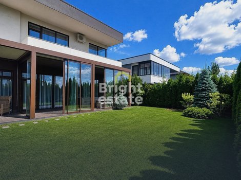 Аренда дома в поселке Новорижский. Современный новый коттедж 300 кв.м. на участке 6 соток. ID 23861