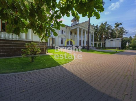 Купить загородный дом на большом лесном участке в КП Николино. ID 2771