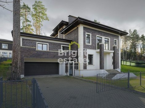 Купить двухэтажный дом в поселке Петрово-Дальнее. ID 6819