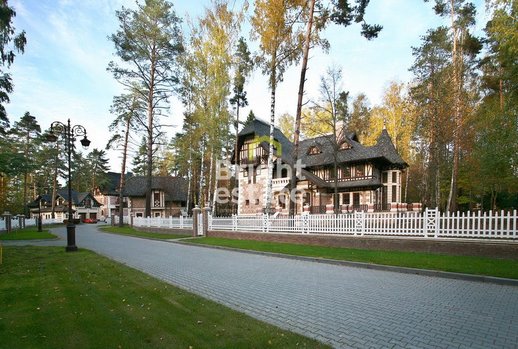 фотографии коттеджного поселка Довиль, Минское шоссе, 10 км от МКАД фото КП Довиль, Минское шоссе, 10 км от МКАД