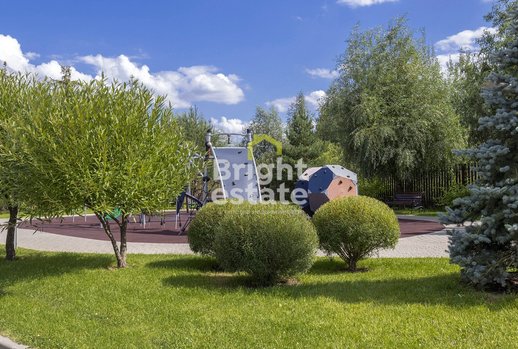 фотографии коттеджного поселка Павлово 2, Новорижское шоссе, 14 км от МКАД фото КП Павлово 2, Новорижское шоссе, 14 км от МКАД