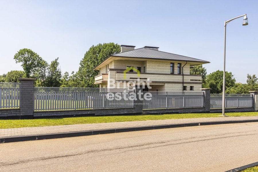 Продажа современного дома без внутренней отделки в КП Барвиха 21. ID 13444