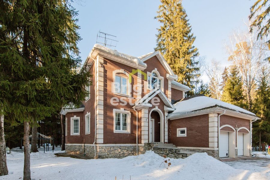 Купить готовый к проживанию дом в Шервуде. ID 15353