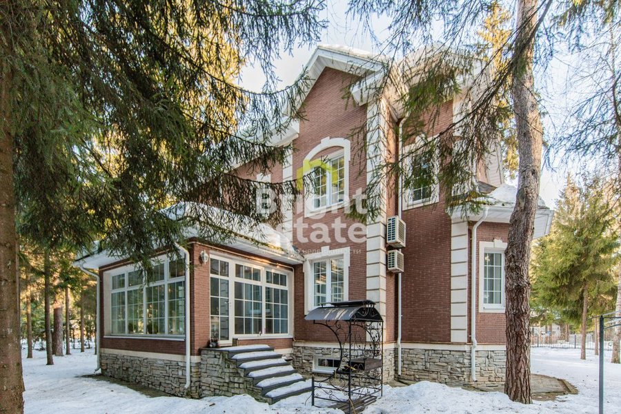 Купить готовый к проживанию дом в Шервуде. ID 15353