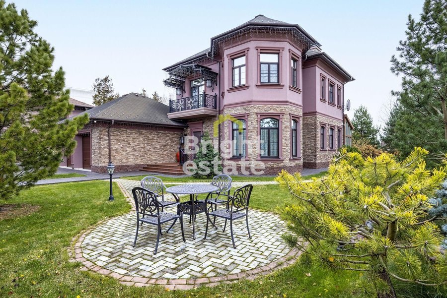 Купить стильный дом с интерьером ар-деко в КП Павлово-2. ID 18119