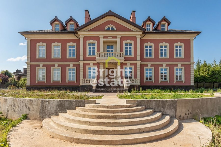 Продажа коттеджа 1450 кв.м. в КП Гринфилд . ID 18495