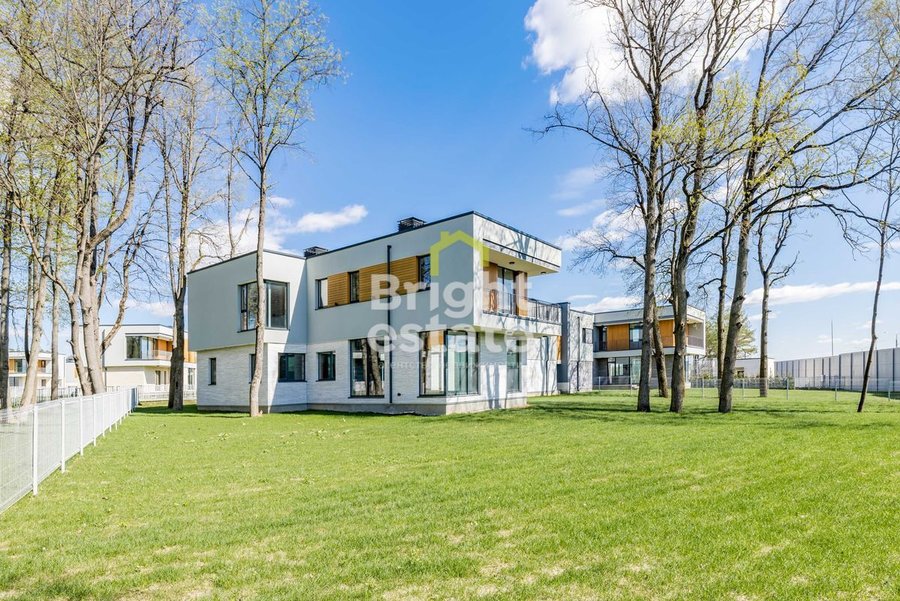 Продажа коттеджа со свободной планировкой в коттеджном поселке Зайцево Парк. ID 18580