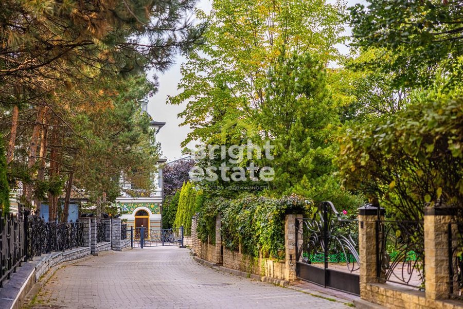Купить дом 1100 кв.м. в КП Екатериновка. Лот №19381 Купить дом 1100 кв.м. в КП Екатериновка. ID 19381