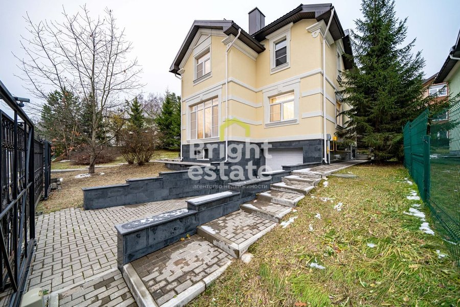 Купить 3-этажный дом в КП Усово-8. ID 21139