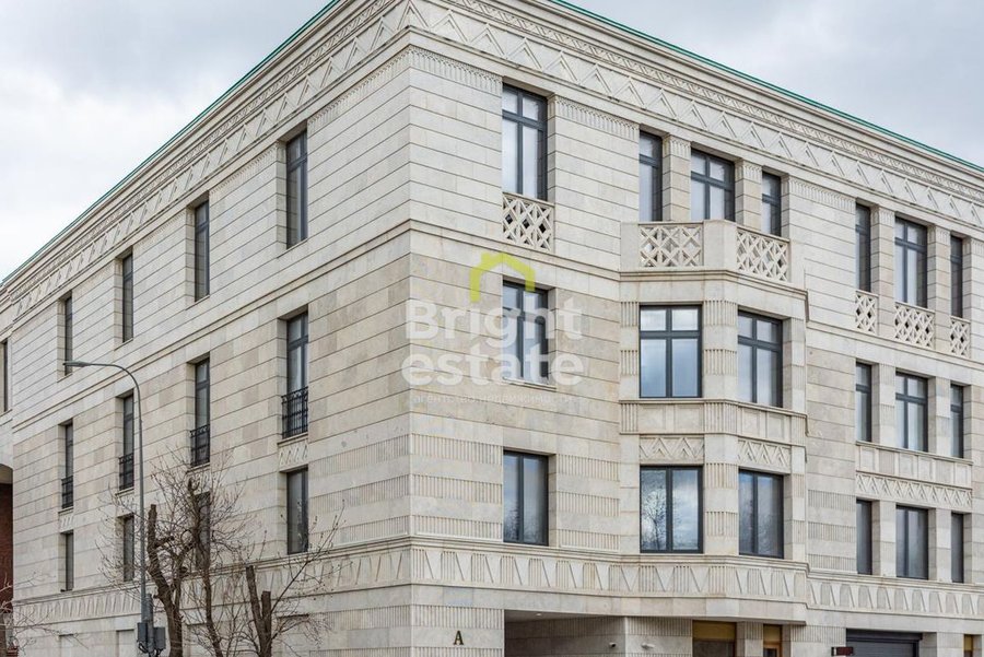 Купить двухуровневую квартиру в ЖК Золотой напротив Кремля. ID 21185