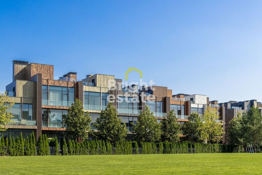 Купить таунхаус со свободной планировкой в КП Футуро Парк. ID 21695