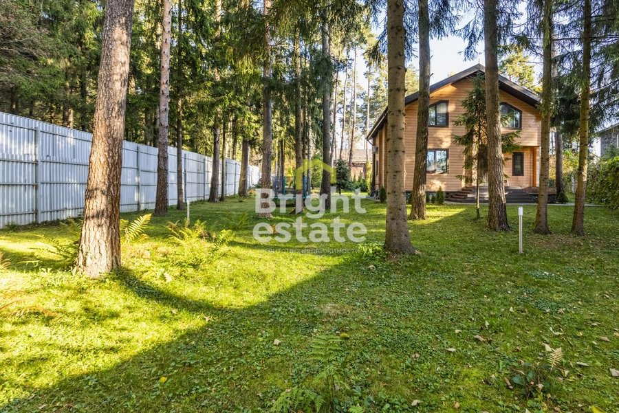 Поселок СНТ Зеленый ветер - продажа коттеджа на лесном участке. Лот №22035 Поселок СНТ Зеленый ветер - продажа коттеджа на лесном участке. ID 22035