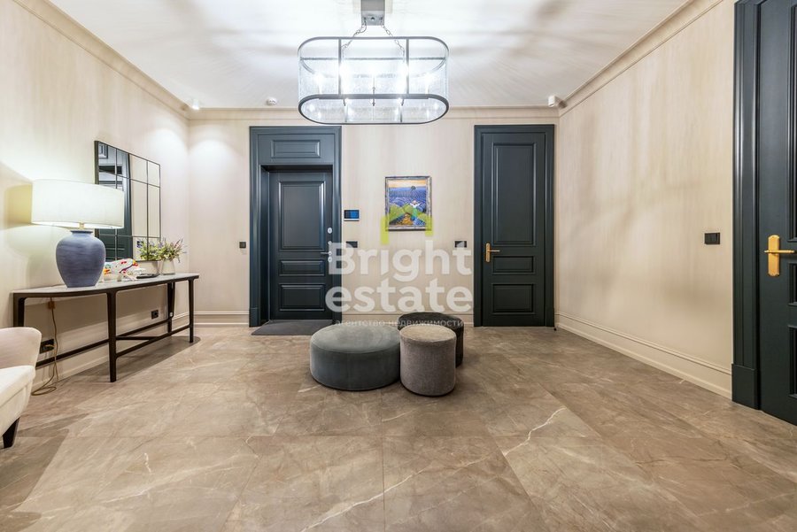Купить резиденцию De Luxe класса в премиальном комплексе Barrin House. ID 22072
