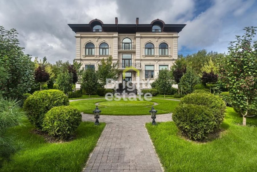 Арендовать резиденцию 1200 кв.м. в КП Шато Соверен. ID 22699