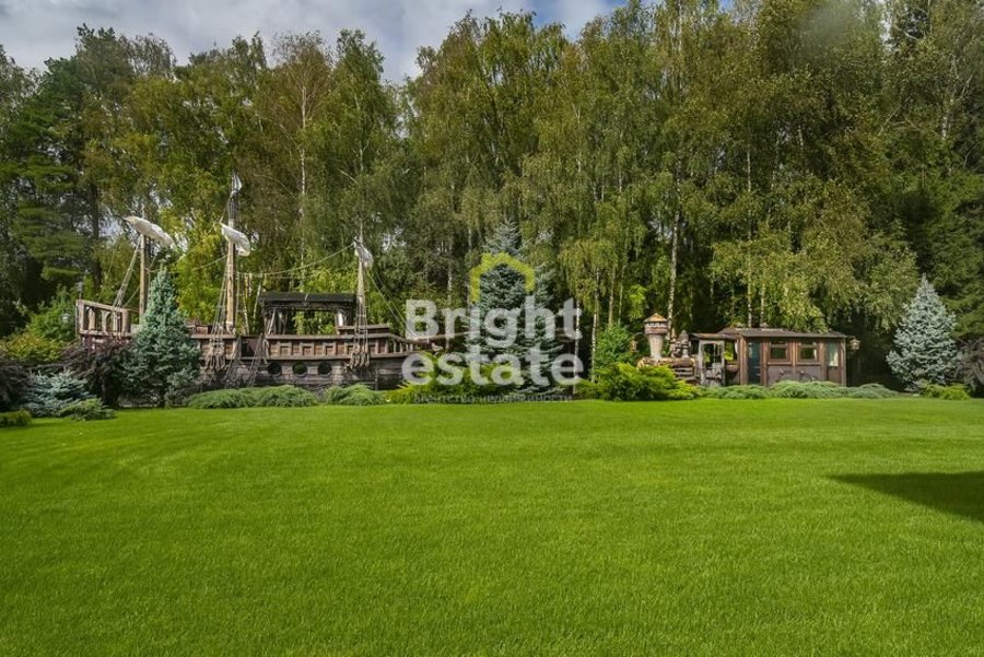 Арендовать резиденцию 1200 кв.м. в КП Шато Соверен. ID 22699
