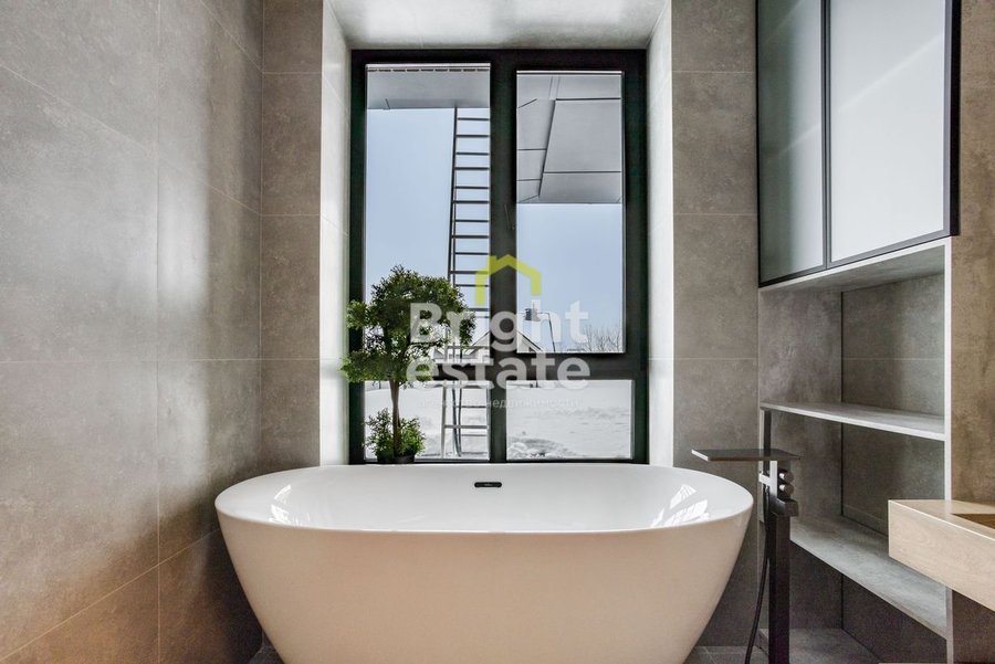 Купить загородный дом в духе архитектуры Фрэнка Ллойда Райта в КП Русская деревня. ID 22819