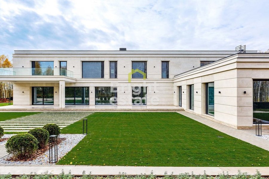 Купить резиденцию 1500 кв.м. в КП Ромашково. ID 23026