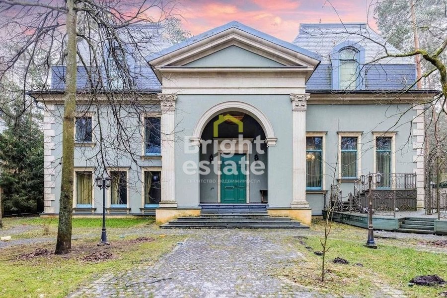 КП Конус - купить дом 1500 кв.м. в викторианском стиле на Рублевке. Лот №23263 КП Конус - купить дом 1500 кв.м. в викторианском стиле на Рублевке. ID 23263