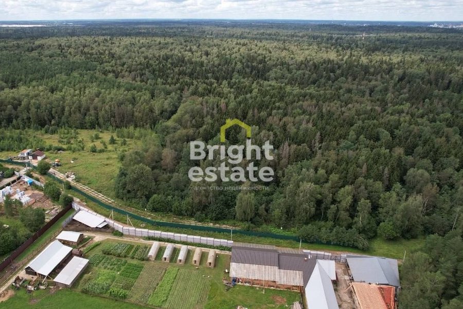 Лесной участок в охраняемом коттеджном поселке Люкс‑Проект . ID 23462