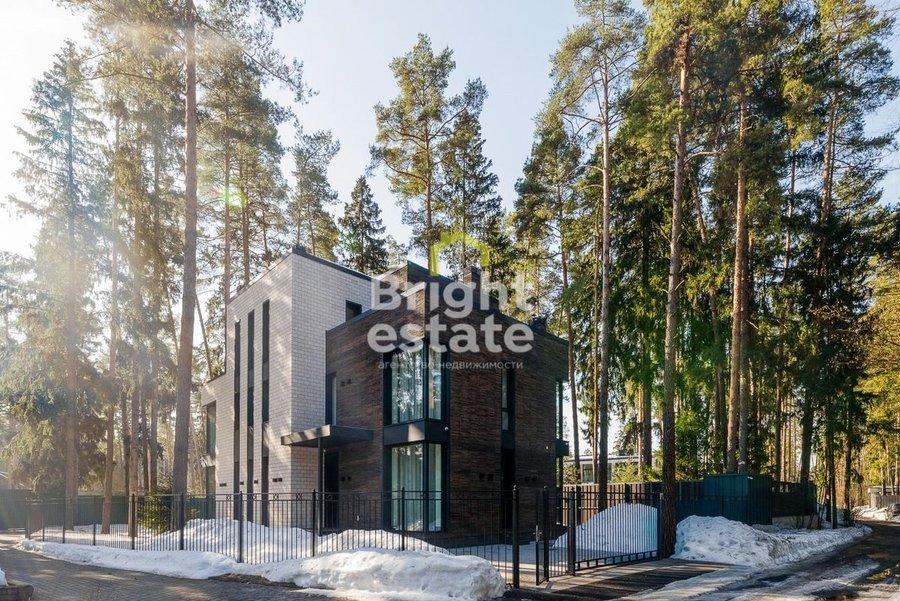 Продажа дома с дизайнерской отделкой в КП Успенские дачи-1. ID 23609