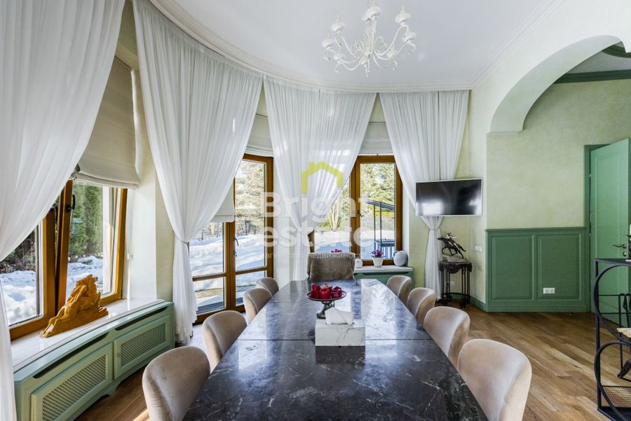 Купить 3-этажный дом в элитном коттеджном посёлке Новахово. ID 23674