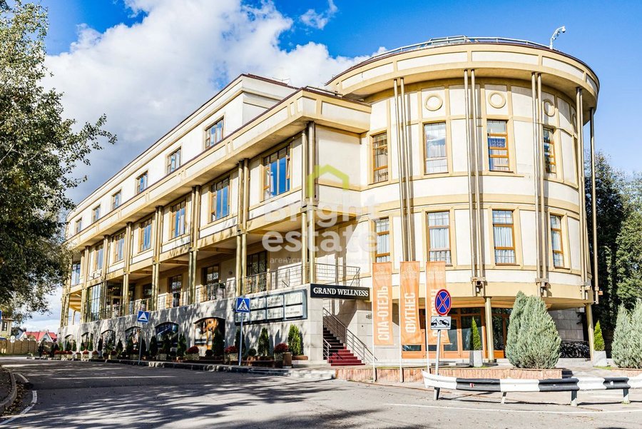 Купить 3-этажный дом в элитном коттеджном посёлке Новахово. ID 23674