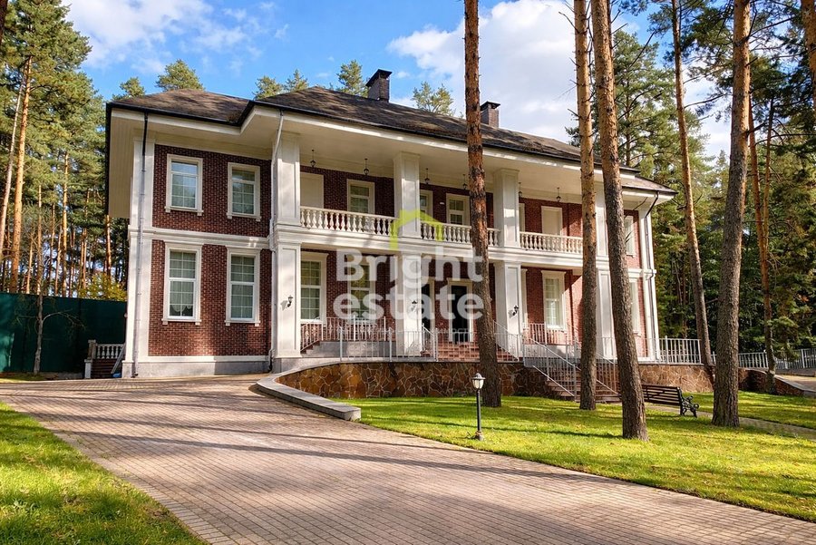 Аренда дома в лесу. Подмосковье, Новорижское шоссе. ID 23676