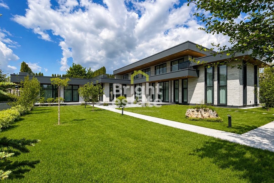 Купить 2-этажный дом 840 кв м в КП Ренессанс Парк. ID 23784