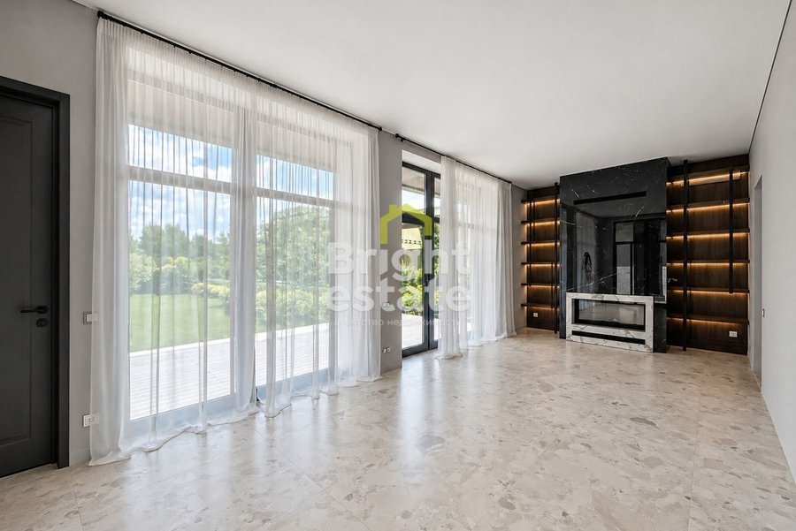 Купить 2-этажный дом 840 кв м в КП Ренессанс Парк. ID 23784