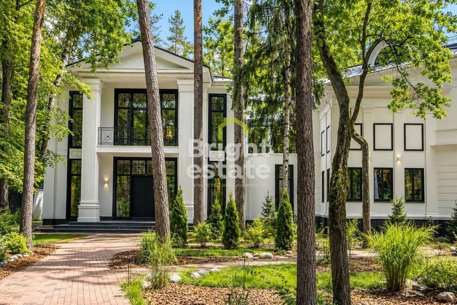 Продажа 3-этажной загородной резиденции в КП Конус. ID 23929